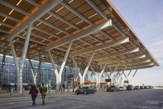 Le nouveau terminal de l'aéroport international de Kansas City. Crédit : Lucas Blair Simpson, SOM