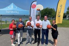 Inauguration de deux terrains de basketball à Lévis et à Limoilou. Crédit : Fondation Maurice-Tanguay