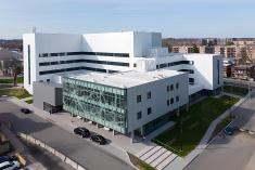 Hôpital de Saint-Jérôme : inauguration d’un pavillon de soins et services en santé mentale. Crédit : 32 degrés